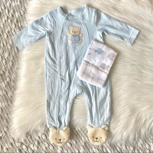 (❤️3/$30) NWOT baby sleeper and free gift